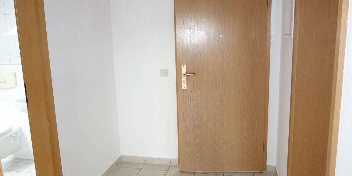 Etagenwohnung Tacherting - 2 Zimmer, 62 m&sup2;, 627&euro; | Angebot:26345283