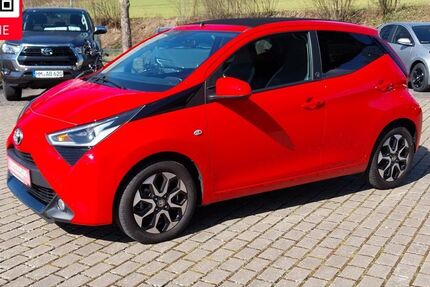 Toyota Aygo (X) 32.860 km 11.990 € Bad Pyrmont 31812