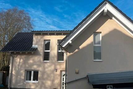 Haus Babenhausen - 4 Zimmer, 20 m&sup2;, 1.500&euro; | Angebot:24688578