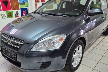 Kia ceed / Ceed 128.400 km 2.990 &euro; Mayen 56727