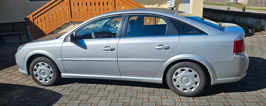 Opel Vectra 211.756 km 2.900 &euro; Bodenwöhr 92439