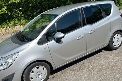 Opel Meriva 40.000 km 2.950 &euro; Ludwigsburg 71642