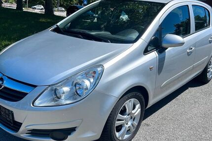 Opel Corsa 121.300 km 1.950 &euro; Hamburg 21033