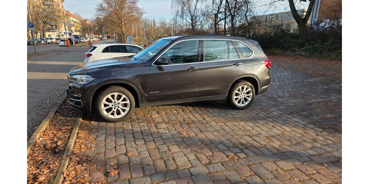 BMW X5 176.000 km 17.700 &euro; Berlin 13438