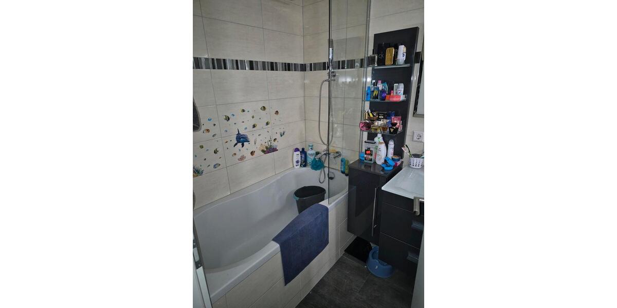 Etagenwohnung Blumberg - 3 Zimmer, 70 m&sup2;, 600&euro; | Angebot:26368825
