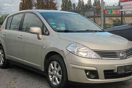 Nissan Tiida 228.000 km 999 &euro; Dresden 01157