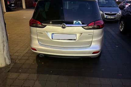 Opel Zafira Tourer 189.000 km 9.000 &euro; Hamburg 22457