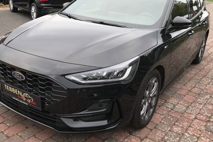 Ford Focus 28.108 km 21.990 &euro; Bohmte 49163