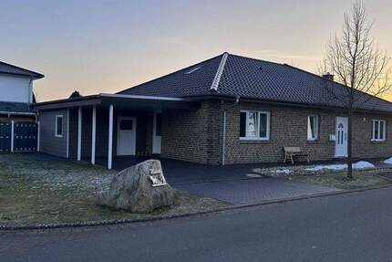 Exklusiver Bungalow aus 2015, Massiv-Bau, auf einem Traumgrundstück in ruhiger Lage Spaden 5 zimmer