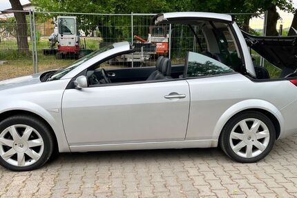 Renault Megane 335.412 km 2.200 &euro; Mainz 55120