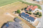 Exklusives Wohnanwesen mit 4.600 m² Grundstück, eigener Lagerhalle und nachhaltigem Energiekonzept - Einfamilienhaus Zandt / Harrling Harrling | Angebot:27171762