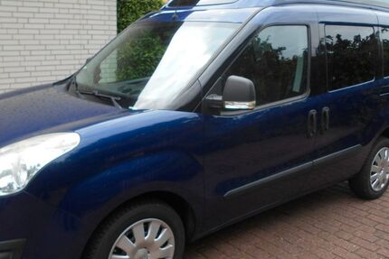 Opel Combo 90.000 km 9.900 &euro; Zeven 27404
