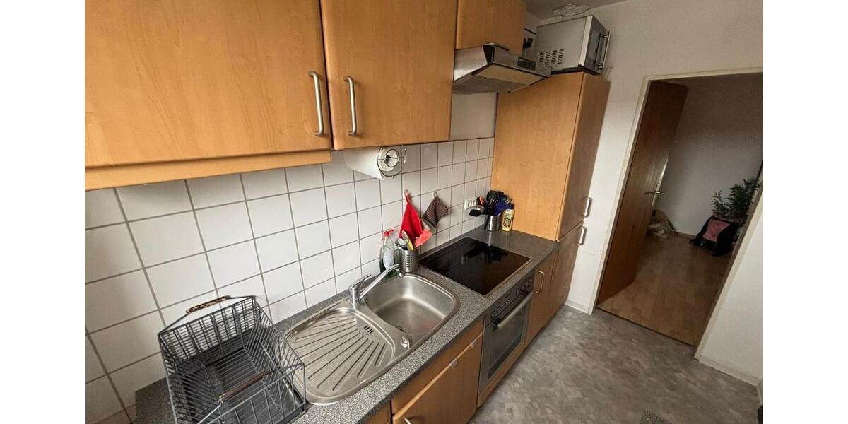 Helle 2 Zimmer Wohnung - zentral gelegen - teilmöbliert 2 zimmer