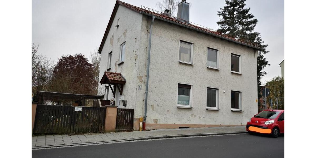 Einfamilienhaus Waldsassen - 6 Zimmer, 180.000&euro; | Angebot:21813445