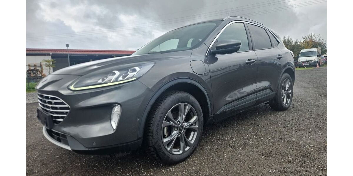 Ford Kuga 154.000 km 14.499 &euro; Berlin 15831