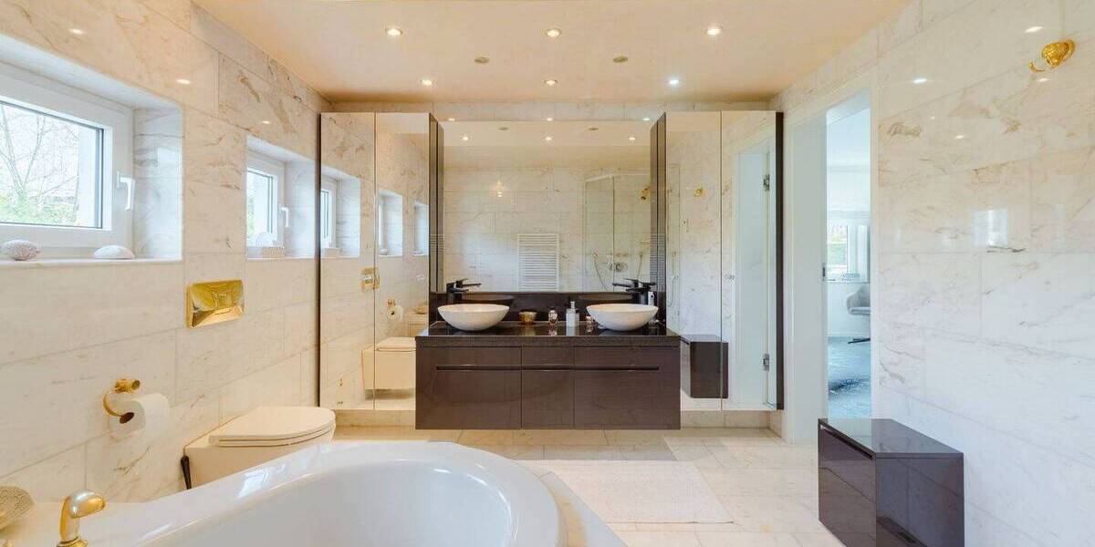 Einfamilienhaus Karlsruhe Durlach - 7 Zimmer, 333 m&sup2;, 1.685.000&euro; | Angebot:25997200