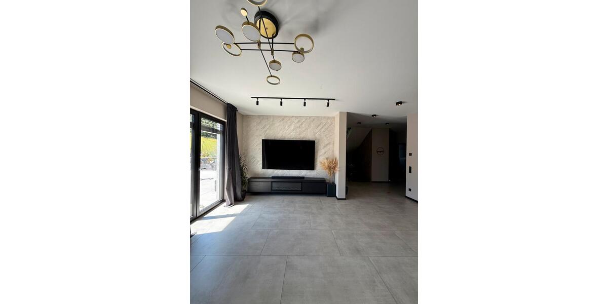 Einfamilienhaus Waldbröl - 6 Zimmer, 181 m&sup2;, 750.000&euro; | Angebot:26779929
