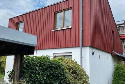 Gepflegte Doppelhaushälfte in kinderfreundlicher Straße 4 zimmer