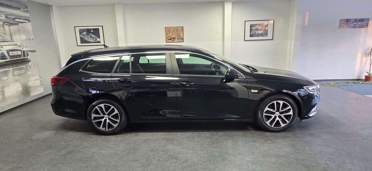 Opel Insignia 73.000 km 13.900 € Asperg 71679