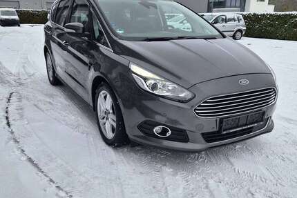 Ford S-Max 218.580 km 8.950 &euro; Bad Zwischenahn 26160