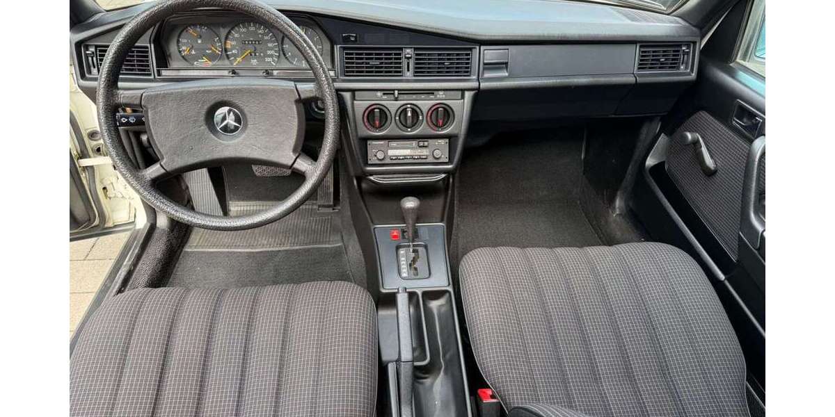 Mercedes-Benz 190 164.500 km 6.750 € Hofheim 65719