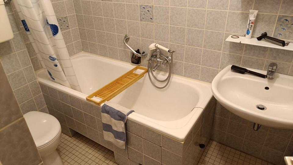 Etagenwohnung Wilhelmshaven - 1 Zimmer, 42 m&sup2;, 350&euro; | Angebot:25823945