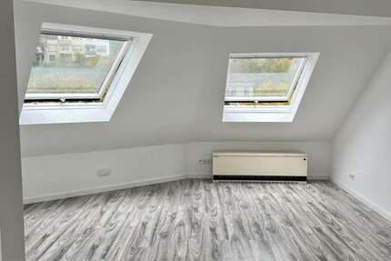 Wohnung zum Mieten in Wuppertal 850 € 90 m² 4 zimmer