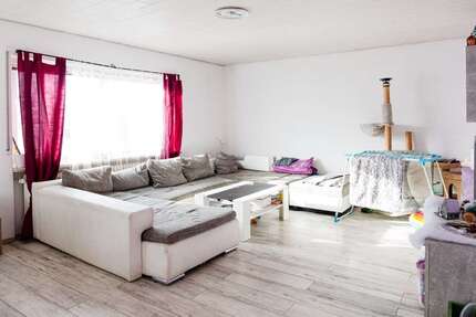Wohnung Schopfheim - 4 Zimmer, 120 m&sup2;, 195.000&euro; | Angebot:25986863