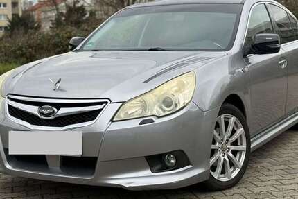 Subaru Legacy 280.000 km 3.800 &euro; Frankfurt am Main 65933