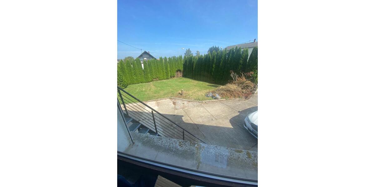 Etagenwohnung Tholey - 5 Zimmer, 150 m&sup2;, 1.500&euro; | Angebot:25512666