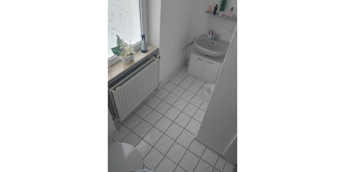 Etagenwohnung Wolmirstedt - 5 Zimmer, 110 m&sup2;, 750&euro; | Angebot:26066354