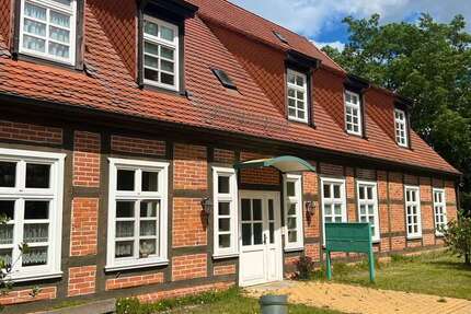 Wohnung zum Mieten in Dargun 400 € 50 m² 2 zimmer