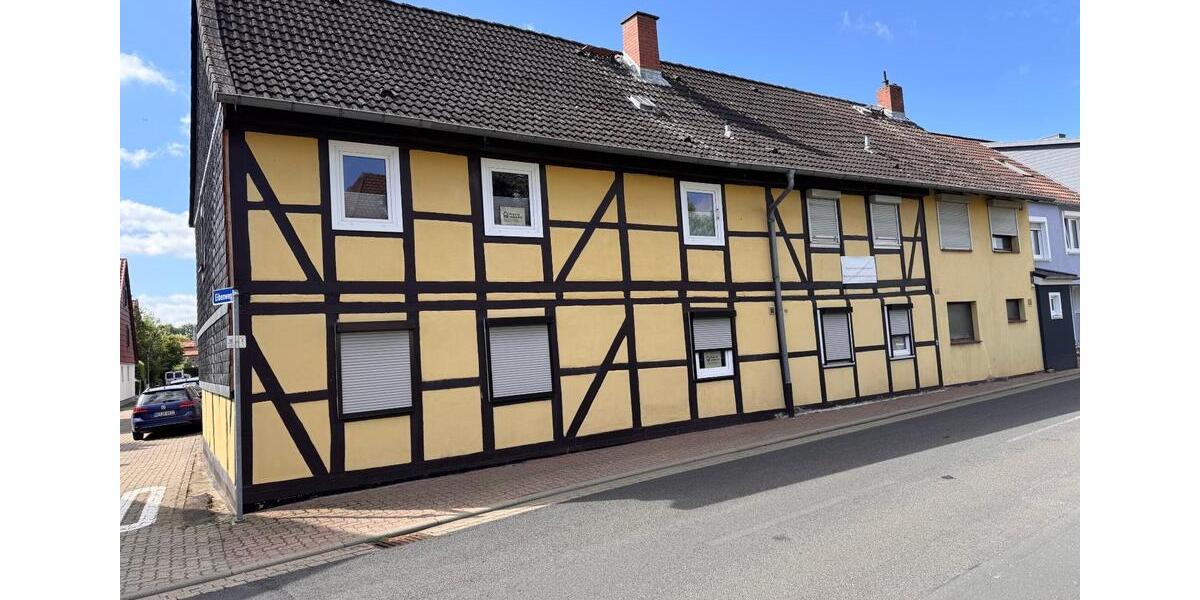 Mehrfamilienhaus, Wohnhaus Wolfenbüttel Ahlum - 12 Zimmer, 256 m&sup2;, 315.000&euro; | Angebot:27025400