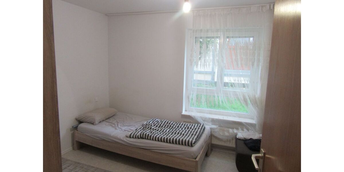 Provisionsfrei* 2 Zimmer EG Wohnung, Barrierearm, Aufzug, Balkon, EBK, TG Stellplatz - Erdgeschoßwohnung Plochingen | Angebot:25144732