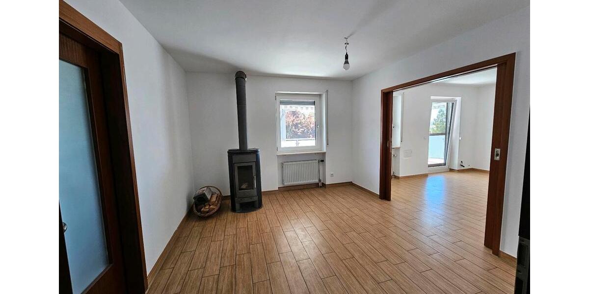 Etagenwohnung Neuenstadt am Kocher - 5.5 Zimmer, 144 m&sup2;, 1.800&euro; | Angebot:26322304