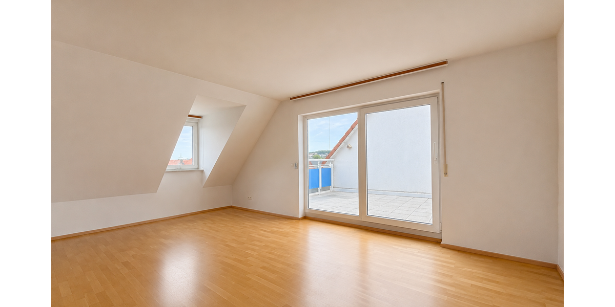 *Schöne DG-Maisonnette-Whg. mit gr. Terrasse und Fernblick* - Maisonettenwohnung Hofheim am Taunus | Angebot:27250189