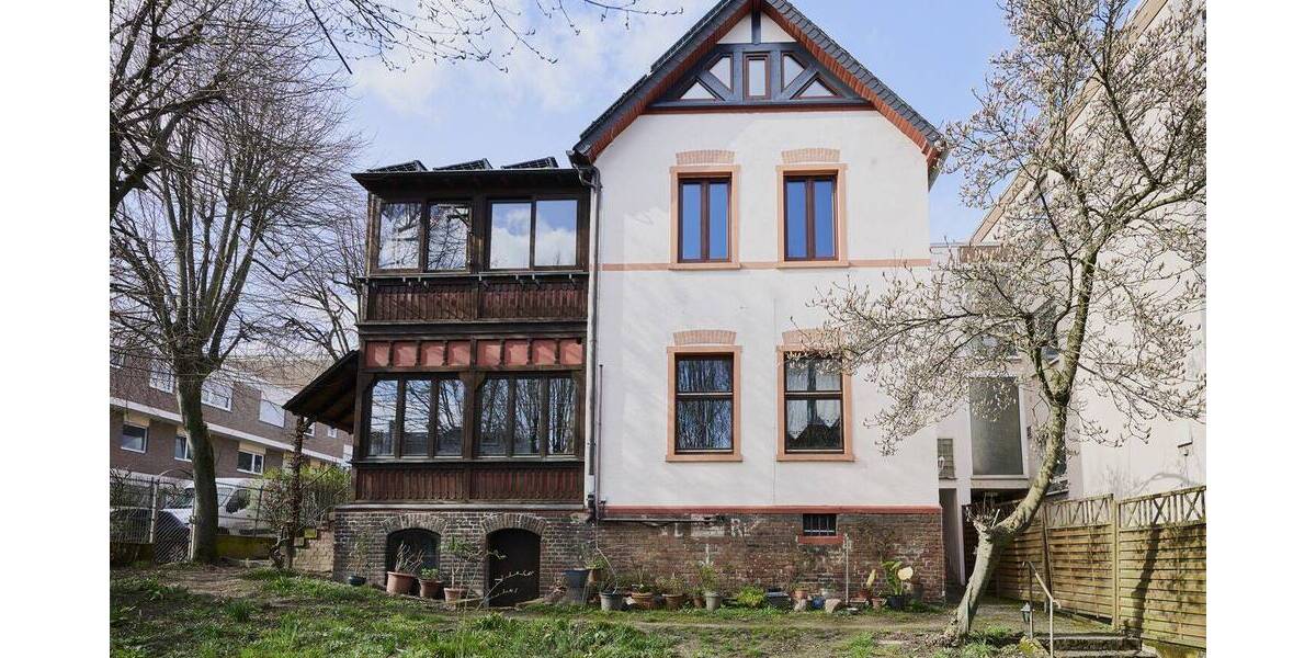 Mehrfamilienhaus, Wohnhaus Frankfurt am Main Seckbach - 6 Zimmer, 242 m&sup2;, 1.200.000&euro; | Angebot:26139136