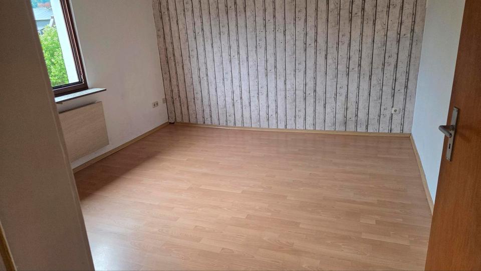 Dachgeschoßwohnung Lahnstein - 2 Zimmer, 45 m&sup2;, 380&euro; | Angebot:24770591