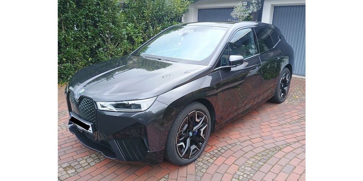 BMW iX 52.800 km 63.900 &euro; Marienhausen 56269