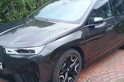 BMW iX 52.800 km 64.900 &euro; Marienhausen 56269