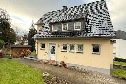 Haus zum Kaufen in Werdohl 252.000 € 168 m² 6 zimmer