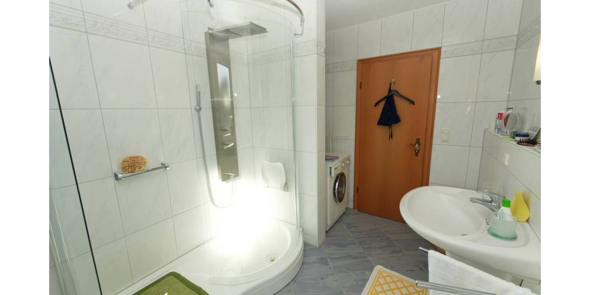Etagenwohnung Simbach a.Inn Simbach - 2 Zimmer, 58 m&sup2;, 160.000&euro; | Angebot:26309072