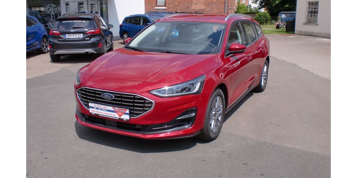 Ford Focus 4.500 km 23.490 &euro; Hessisch Oldendorf 31840