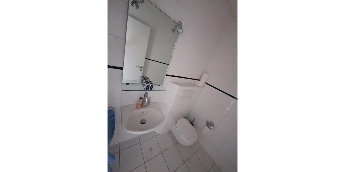 Etagenwohnung Saarbrücken Eschberg - 5 Zimmer, 132 m&sup2;, 1.370&euro; | Angebot:26398758