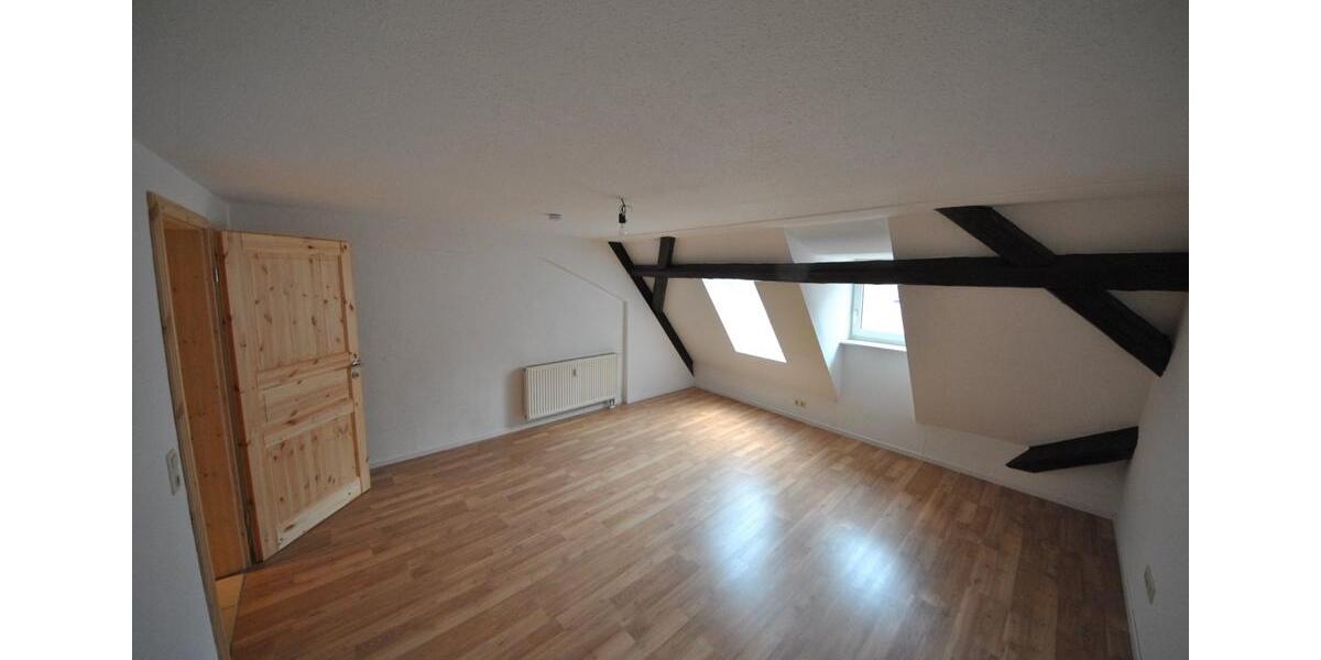 Dachgeschoßwohnung Bischofswerda - 2 Zimmer, 60 m&sup2;, 410&euro; | Angebot:26394896