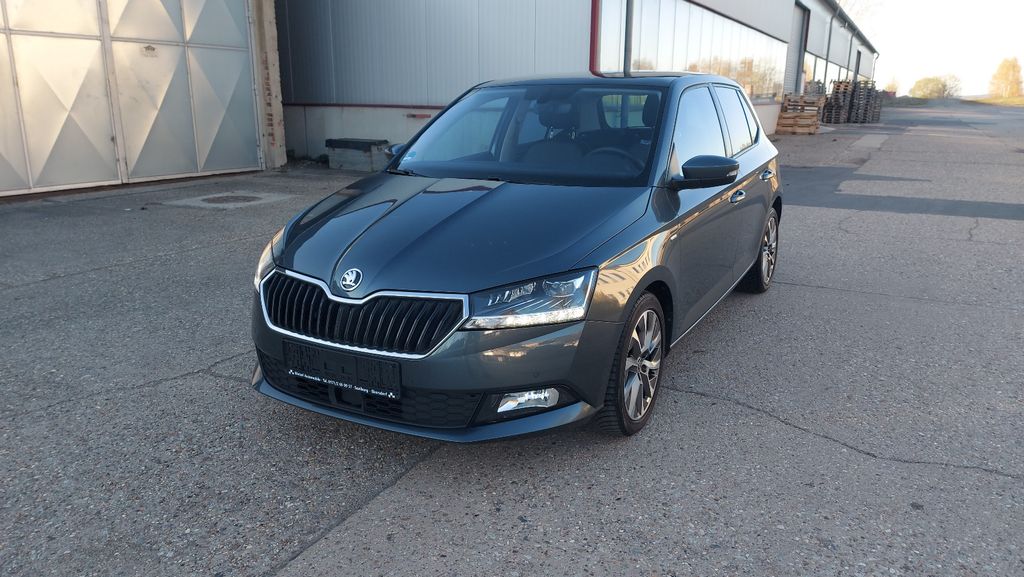 Skoda Fabia 87.831 km 11.990 &euro; Saalburg-Ebersdorf 07929