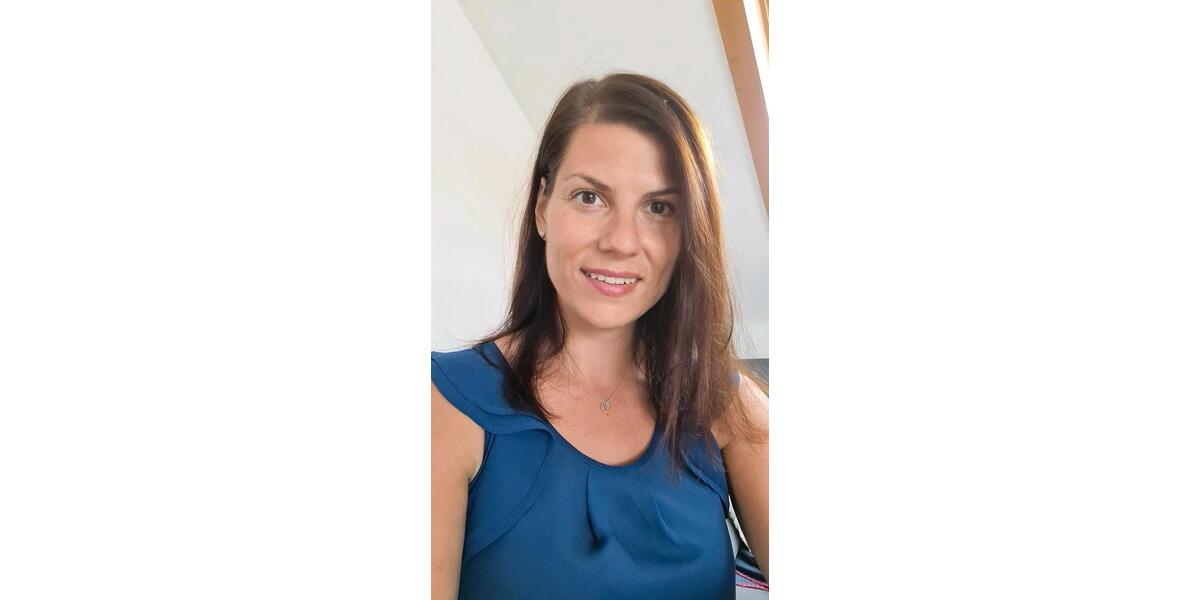 Biete Zimmer in Frauen-WG 1 zimmer