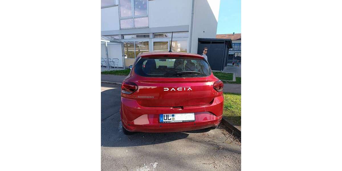 Dacia Sandero 13.500 km 14.750 € Langenau 89129