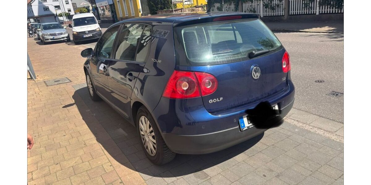 VW Golf 236.000 km 2.500 &euro; Durmersheim 76448