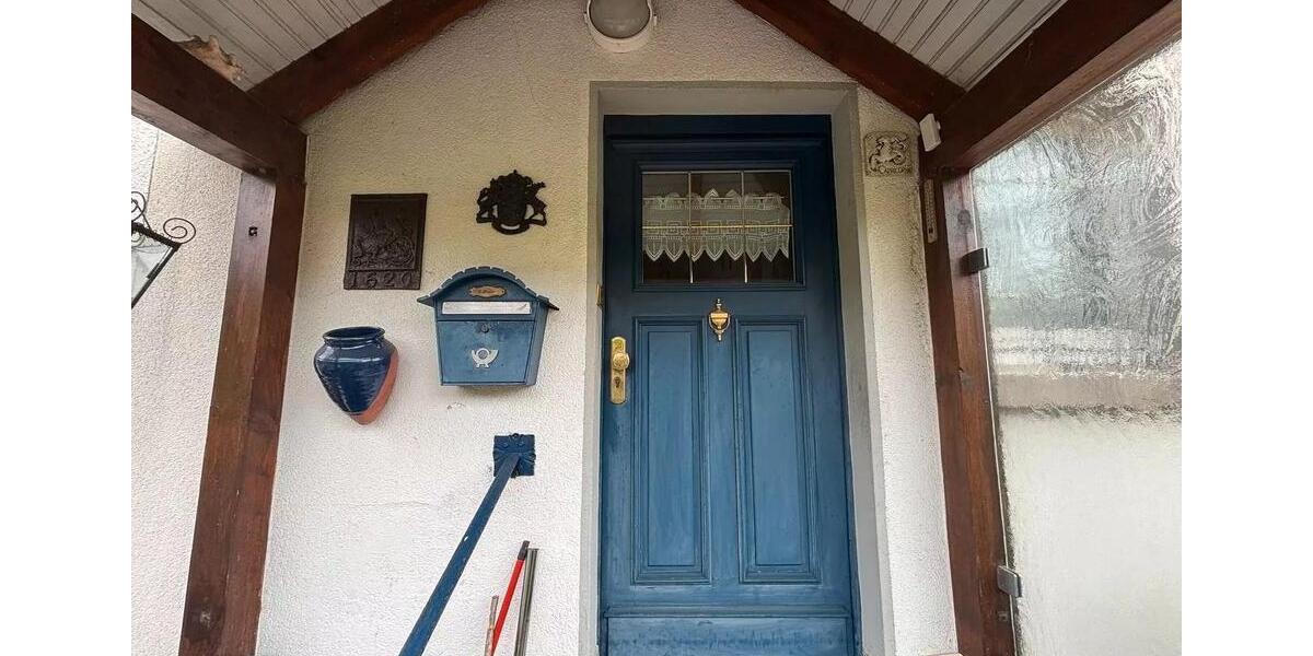 Doppelhaushälfte Wiehl - 4 Zimmer, 155 m&sup2;, 1.200&euro; | Angebot:26617956